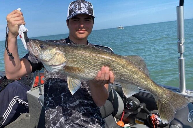 lake-erie-walleye-fishing-charters
