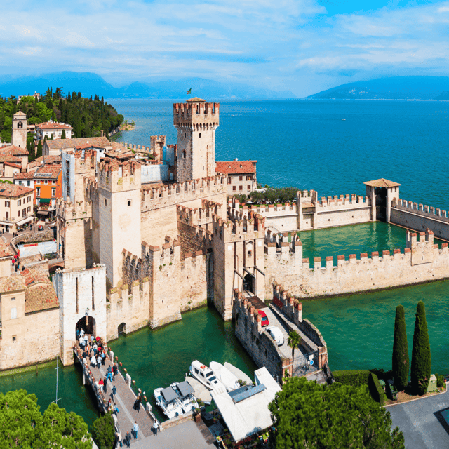 lake-garda-between-sirmione-and-desenzano-del-garda