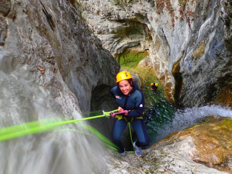 lake-garda-canyoneering-in-torrente-vione