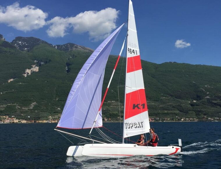 lake-garda-catamaran-action-tour