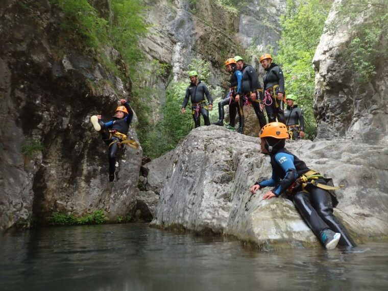 lake-garda-family-friendly-canyoning-tour