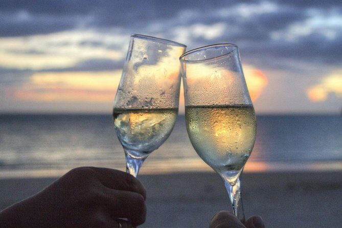 Lake Garda Sunset Cruise from Sirmione with Prosecco - FAQs