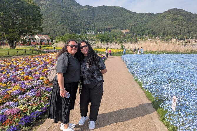 Lake Kawaguchi : Private Half-Day Tour with local guide - Key Points