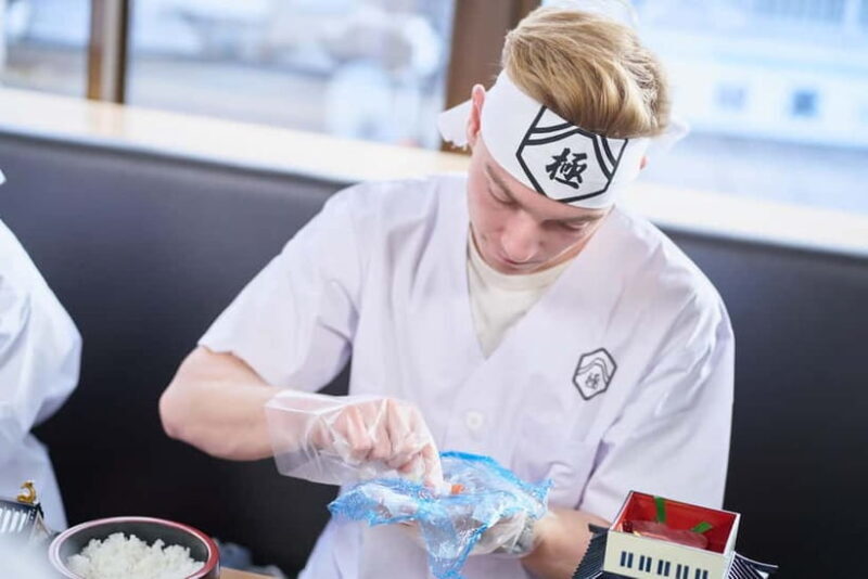 Lake Kawaguchiko: Sushi Making Experience - Who Would Love This Tour?