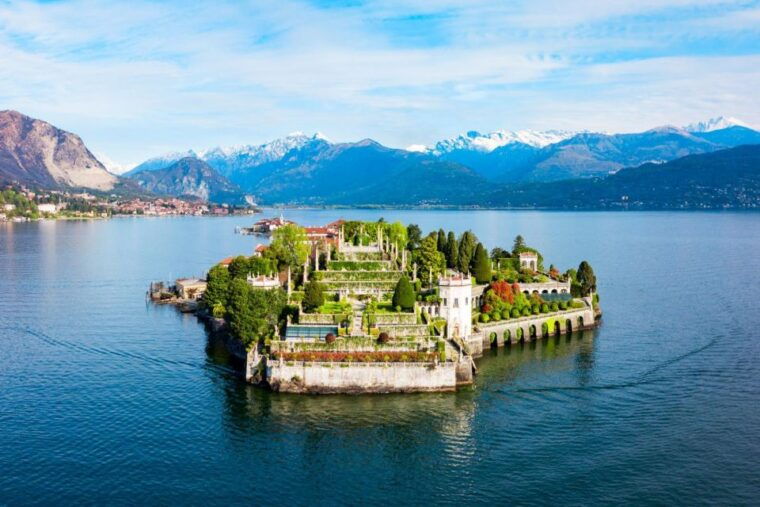 lake-maggiore-stresa-and-borromean-islands-sunset-cruise