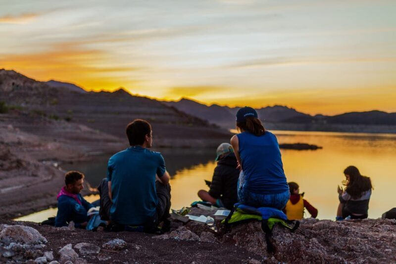 Lake Mead: Sunset Kayaking Tour with Dinner and Campfire - FAQs