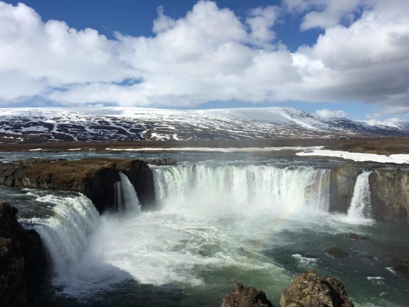 lake-myvatn-and-godafoss-bus-tour-from-akureyri