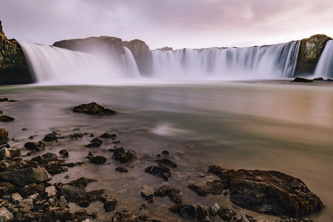 lake-myvatn-hot-springs-godafoss-waterfall-tour-from-akureyri