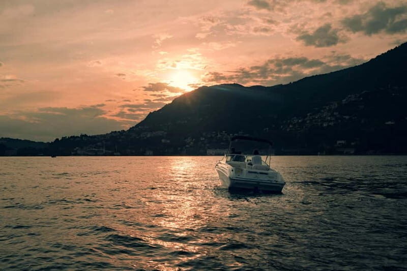 LAKE OF COMO: Aperitif on the boat & Sunset on the Lake - Key Points