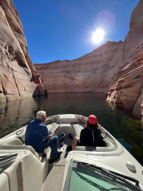 lake-powell-antelope-canyon-2-hour-photo-boat-tour