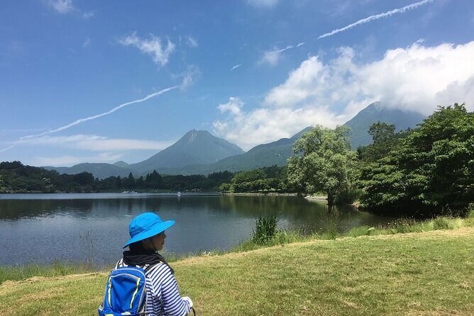 Lake Shidaka and Lake Kagurame Nordic Walking Tour - Key Points