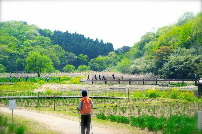 Lake Shidaka and Lake Kagurame Nordic Walking Tour - Exploring Beppu’s Natural and Cultural Treasures