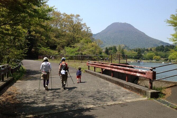 Lake Shidaka and Lake Kagurame Nordic Walking Tour - Authentic Experiences & Review Highlights