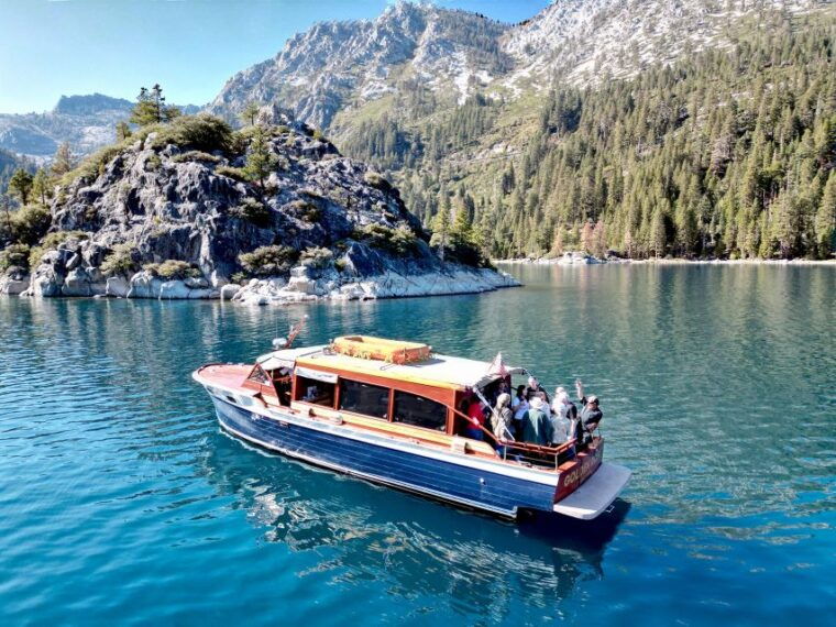 lake-tahoe-emerald-bay-wine-tasting-boat-tour