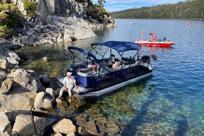 lake-tahoe-luxury-pontoon-boat-rental-captain-cost-not-included