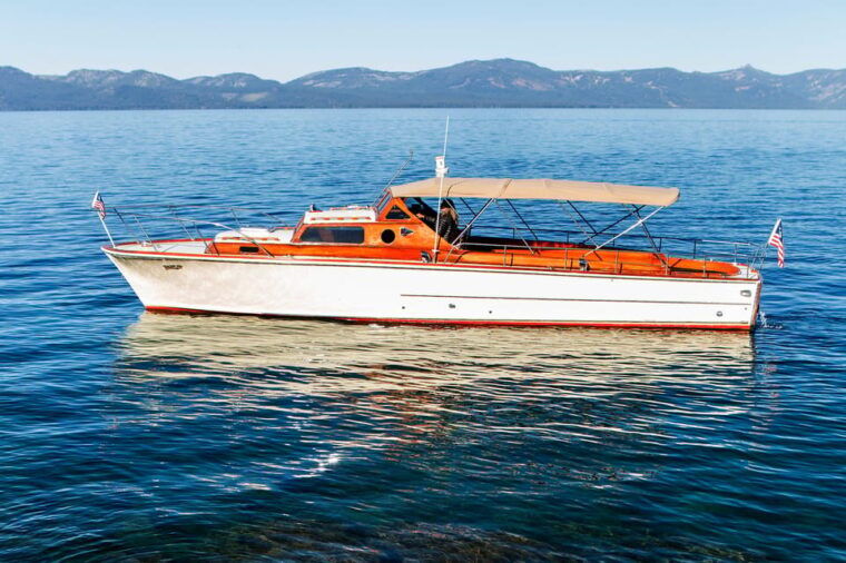 lake-tahoe-thunderbird-lodge-cruise-and-tour