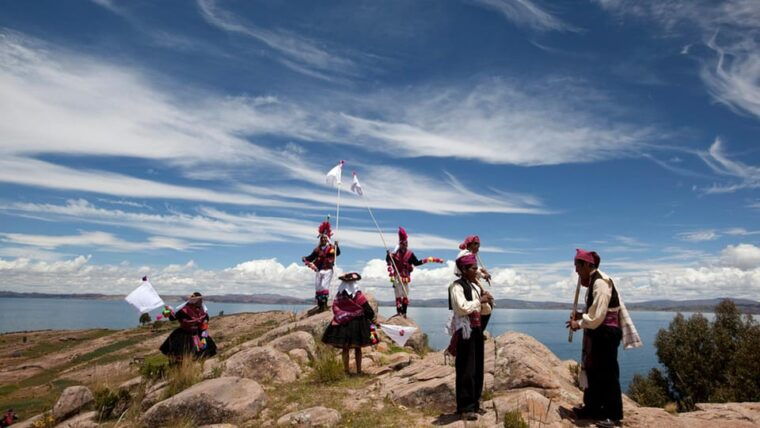 lake-titicaca-wonders-uros-and-taquile-island-tour