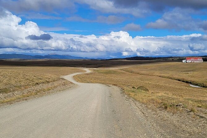 lake-yehuin-ancestral-circuit-in-4x4-vehicle-with-lunch