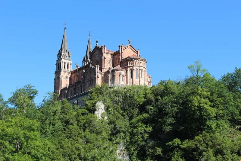 Lakes of Covadonga and Sanctuary of Covadonga: Guided and interpreted tour - Authentic Experiences from Past Travelers