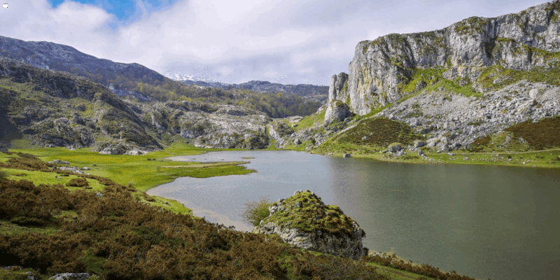 lakes-of-covadonga-mountain-route-for-all-audiences