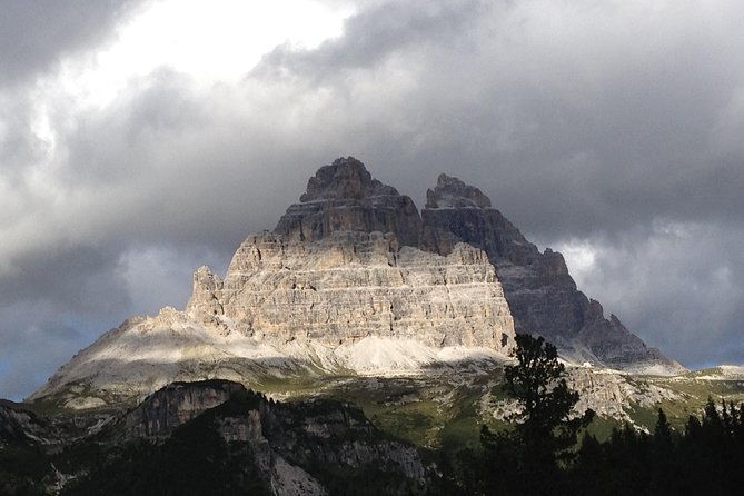 lakes-of-the-dolomites-misurina-braies-3-peaks-from-cortina