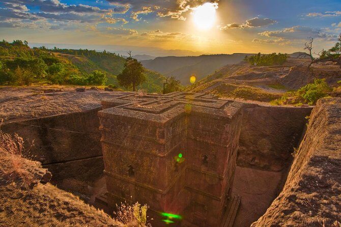 Lalibela Full Day Guided Tours With Hotel & Airport Pickup - Key Points
