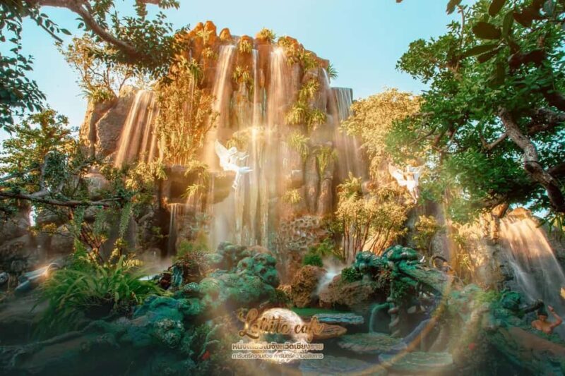 Lalita Cafe & Chiang Rai Temple(White+Blue) from Chiangmai - FAQs