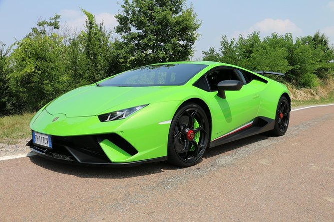 lamborghini-huracan-performante-driving-experience-in-maranello
