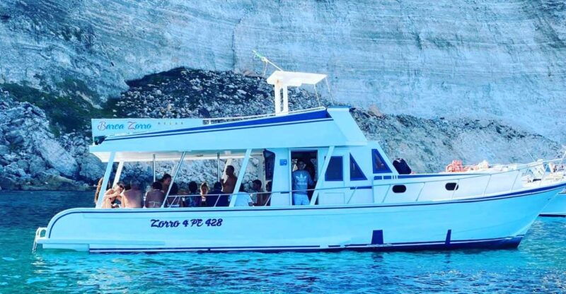 lampedusa-boat-cruise-with-swimming-stops-and-italian-lunch