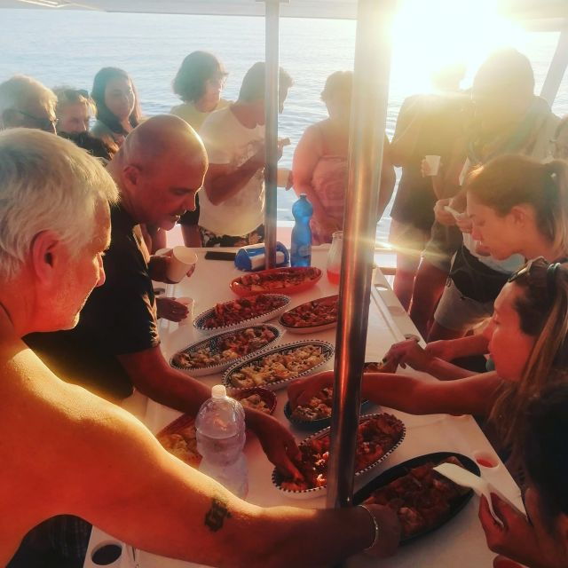 lampedusa-boat-cruise-with-swimming-stops-and-italian-lunch