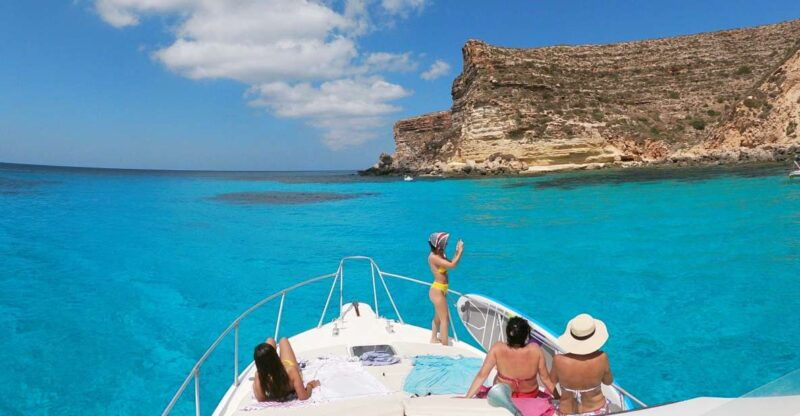 lampedusa-boat-tour-with-lunch-taste-of-the-sea
