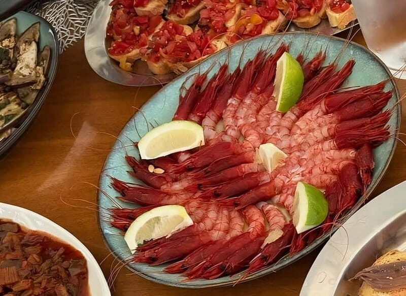 Lampedusa: Dinner on a gulet - Key Points