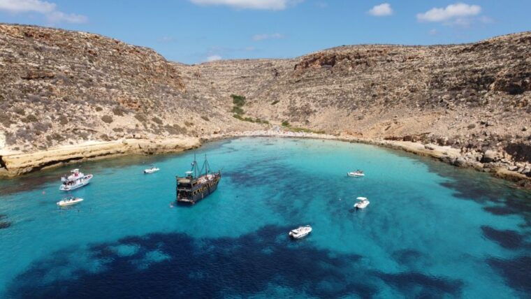 lampedusa-pirate-ship-boat-tour-with-lunch-and-music