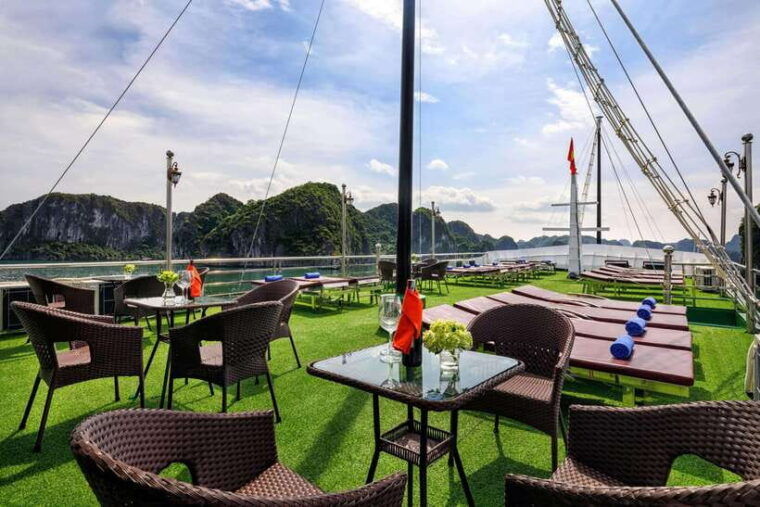 lan-ha-bay-2-day-cruise-with-meals-activities-and-pickup
