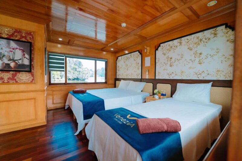 Lan Ha Bay boutique cruises with small group - Key Points