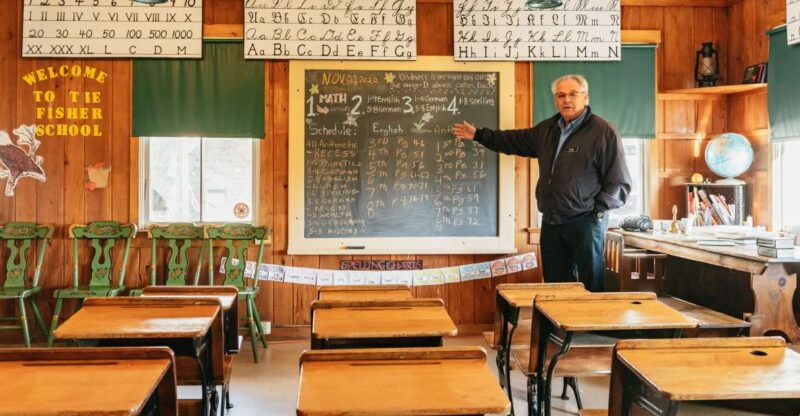 lancaster-amish-film-house-and-farmland-experience