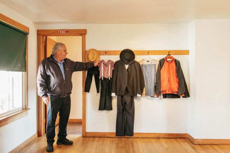 lancaster-amish-film-house-and-farmland-experience