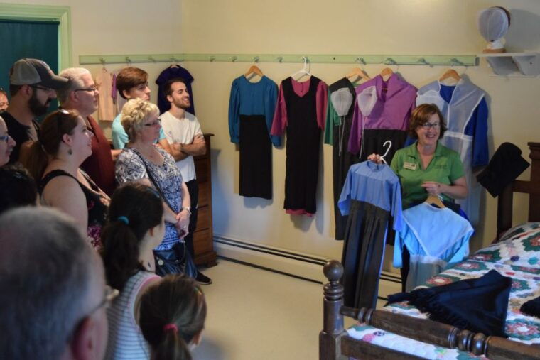 lancaster-county-amish-farmlands-museum-tour-farm-visit