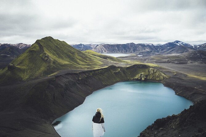 landmannalaugar-hiking-hot-springs-haifoss-waterfall-tour