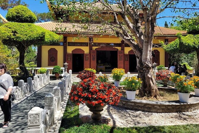 Langbiang Mountain , Crazy House and Datanla Falls from Da Lat - FAQ