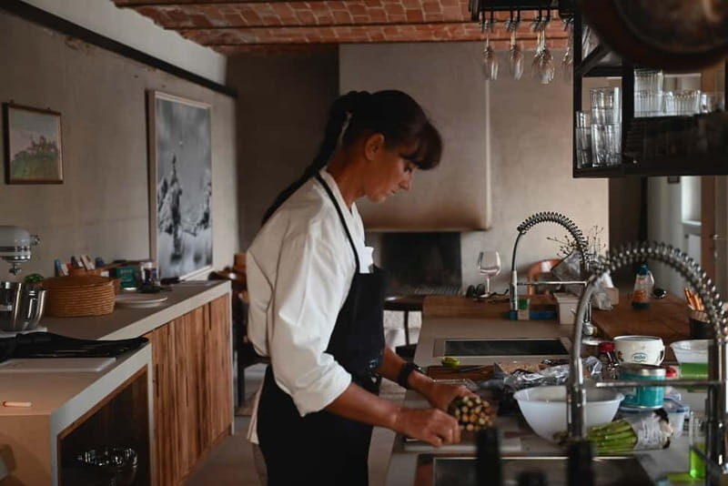 Langhe: Cooking Class with Wine Pairing - Key Points
