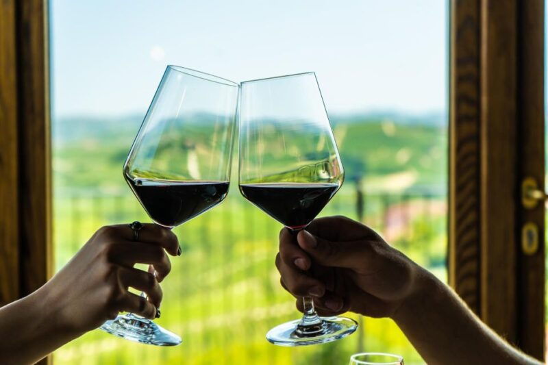 langhe-vespa-tour-to-the-wine-region-of-barolo