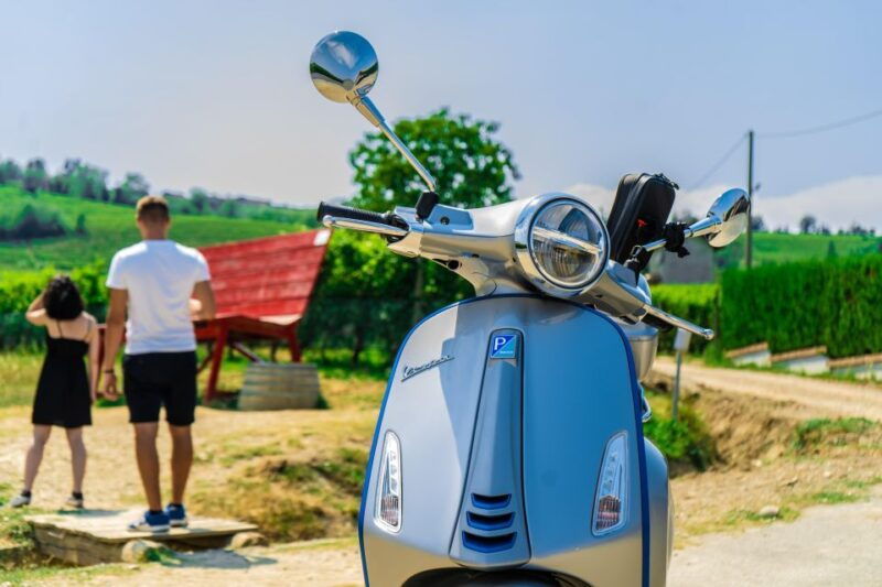 langhe-vespa-tour-with-a-delicious-barolo-wine-tasting