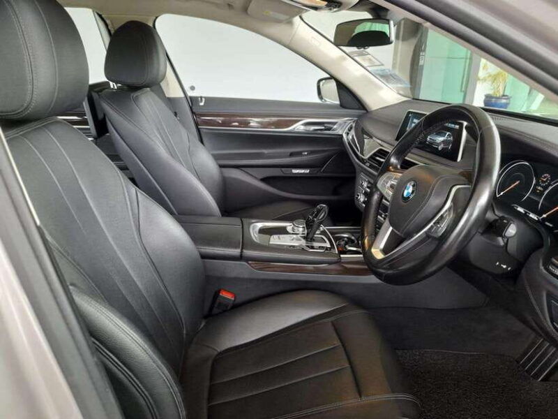 langkawi-comfort-luxury-tours-7-series