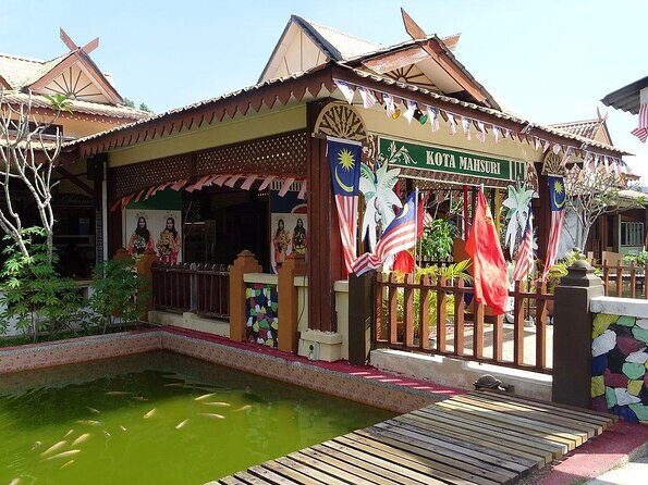 Langkawi Nature & History Tour with Telaga Tujuh & Mahsuri Tomb - A Closer Look at the Itinerary: What to Expect