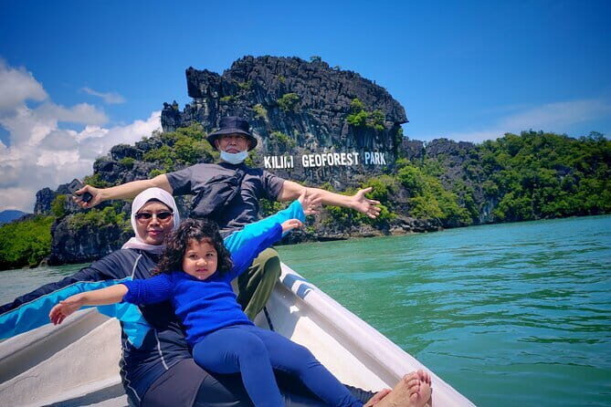 Langkawi Private Tour Highlights with Cable Car and Sky Bridge - Introduction to the Langkawi Private Tour