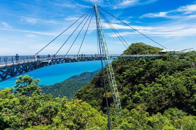 Langkawi Private Tour Highlights with Cable Car and Sky Bridge - Who Should Consider This Tour