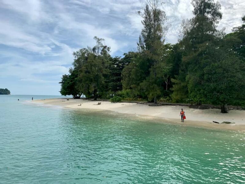 Langkawi: Sunset Dinner Cruise with Hotel Transfer - Key Points  