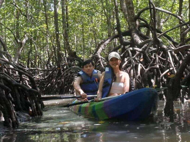 langkawi-sunset-kayaking-tour