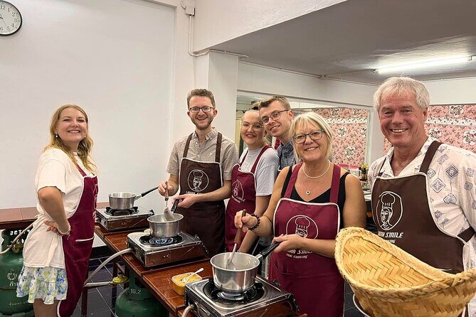 Lanna Smile Thai Cooking Class in Chiang Mai with Market tour - The Experience in Detail